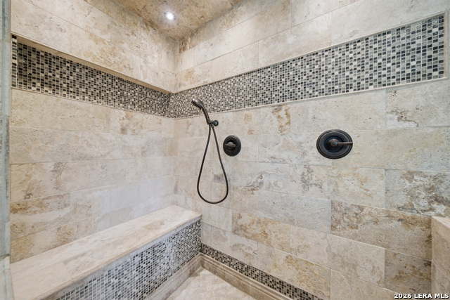 Image 24 of 36 For 3511 Hunters Circle St