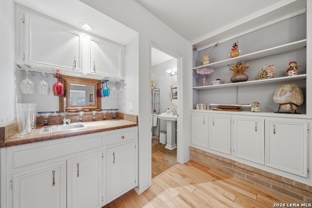 Image 33 of 36 For 3511 Hunters Circle St