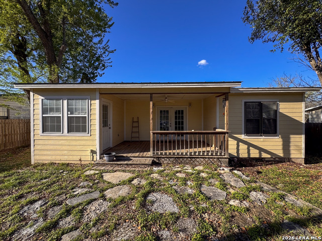 Image 17 of 21 For 325 Hickman  