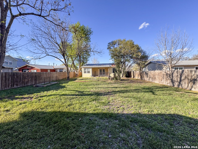 Image 21 of 21 For 325 Hickman  