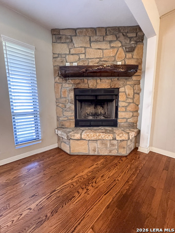 Image 5 of 21 For 325 Hickman  