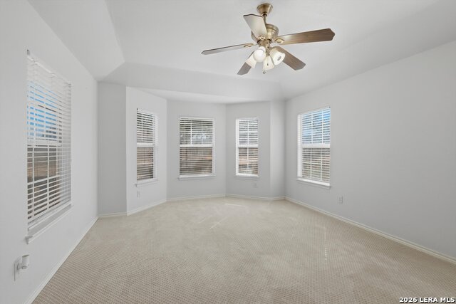 Image 20 of 88 For 370 Alberts Ln