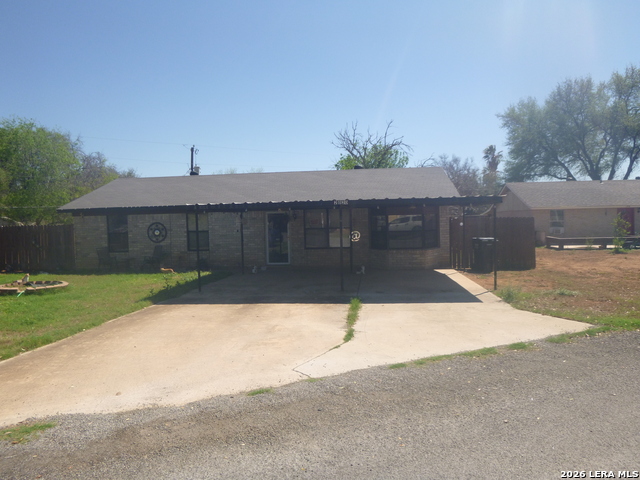 Details for 2820 County Road 1129, Pearsall, TX 78061