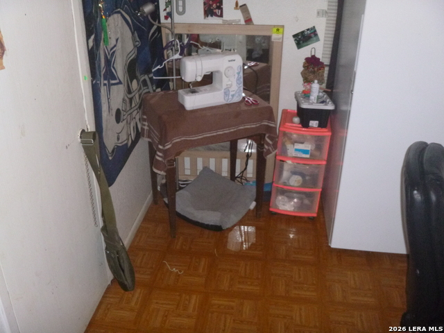 Listing photo id 5 for 2820 County Road 1129