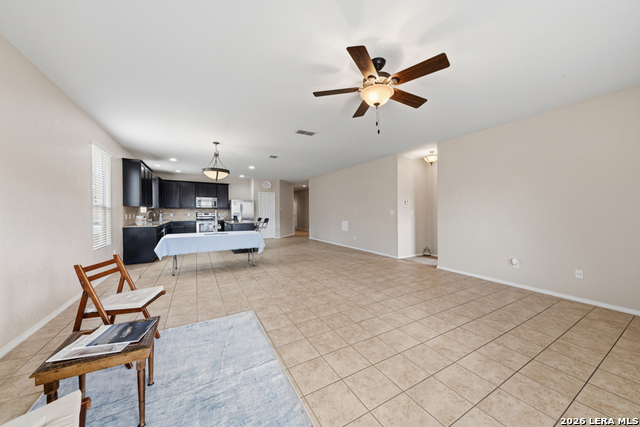 Image 23 of 37 For 7410 Derby Vista