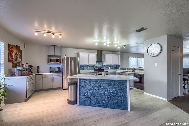 Image 11 of 36 For 9143 Malabar Canyon