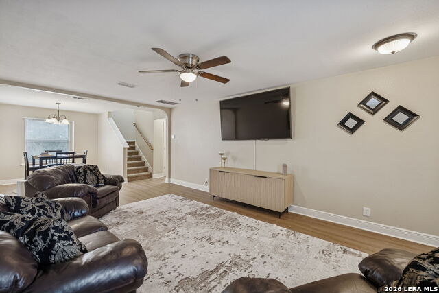 Image 10 of 45 For 10310 Springwood