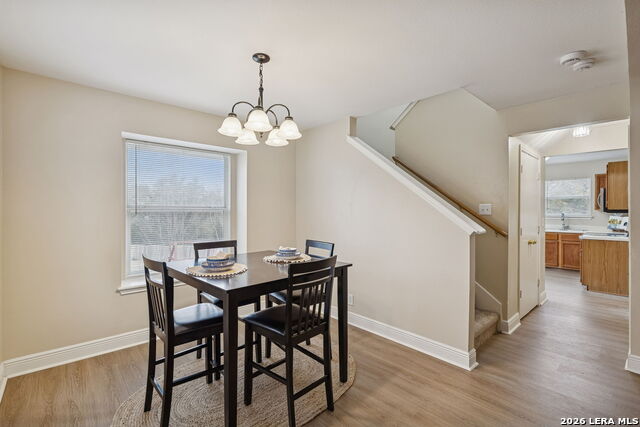 Image 13 of 45 For 10310 Springwood