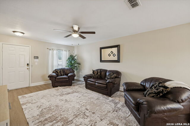 Image 8 of 45 For 10310 Springwood