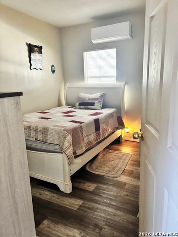 Image 2 of 6 For 1375 Peaceful Ln