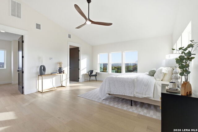 Image 18 of 42 For 3140 Westview Dr