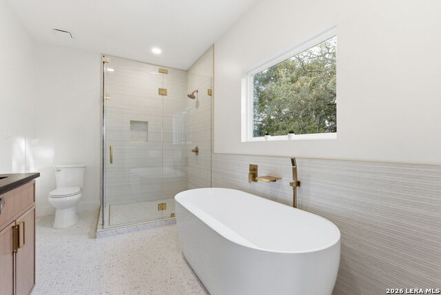 Image 34 of 42 For 3140 Westview Dr