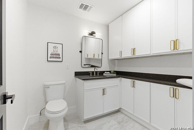 Image 37 of 42 For 3140 Westview Dr