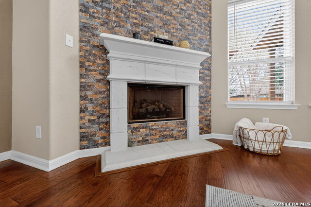 Image 10 of 50 For 11715 Fabiana