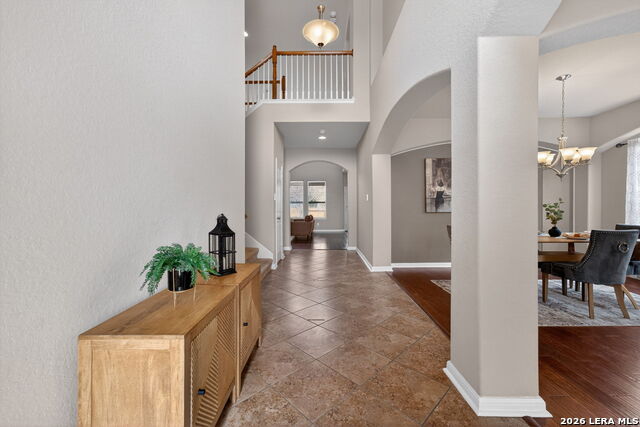 Image 24 of 50 For 11715 Fabiana