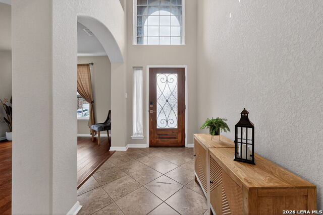 Image 5 of 50 For 11715 Fabiana