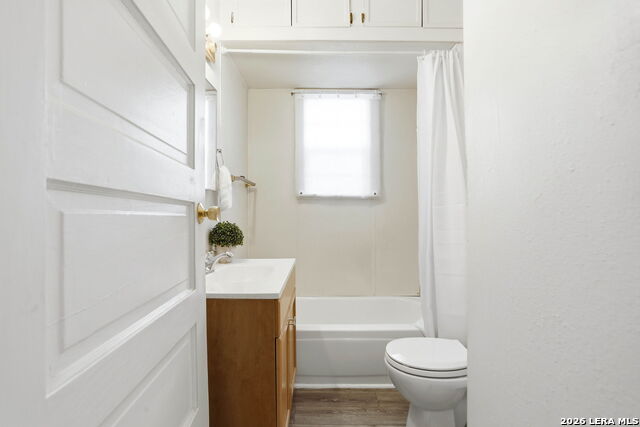 Image 17 of 24 For 751 Rivas  