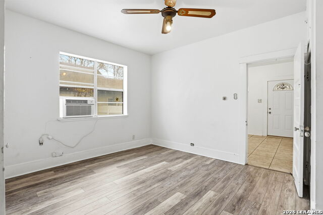 Image 19 of 24 For 751 Rivas  