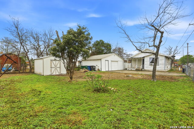 Image 20 of 24 For 751 Rivas  