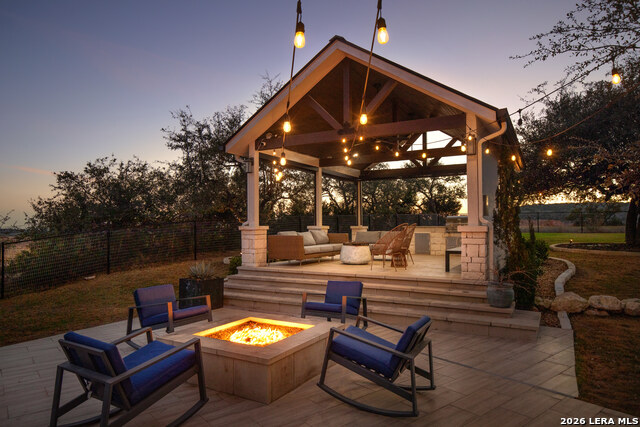 Listing photo id 10 for 23007 Daniel