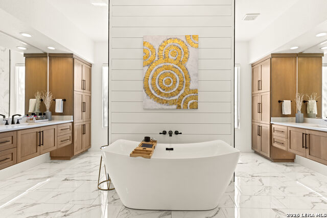 Listing photo id 21 for 23007 Daniel