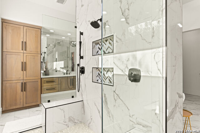 Listing photo id 23 for 23007 Daniel