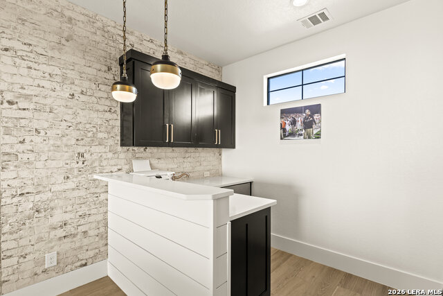 Listing photo id 35 for 23007 Daniel