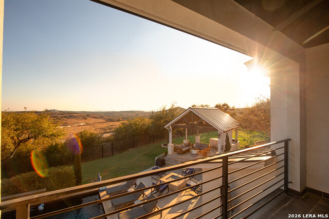 Listing photo id 37 for 23007 Daniel