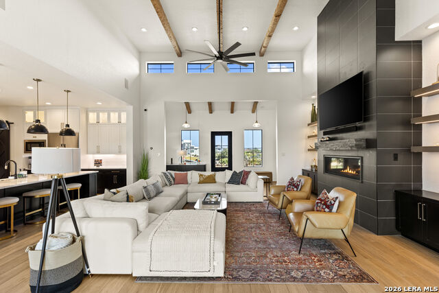 Listing photo id 3 for 23007 Daniel