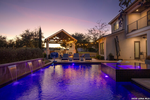 Listing photo id 49 for 23007 Daniel