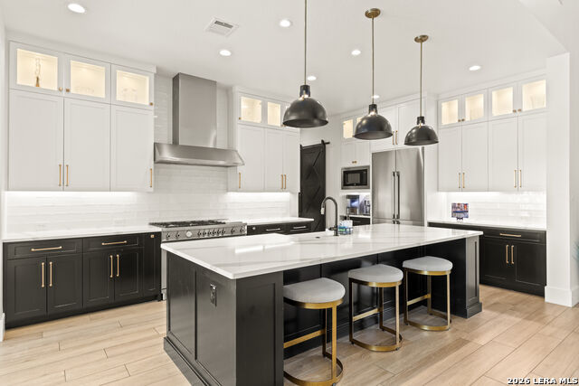 Listing photo id 6 for 23007 Daniel