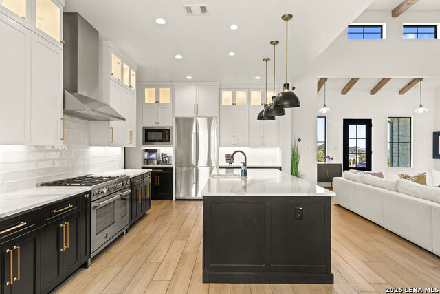 Listing photo id 7 for 23007 Daniel