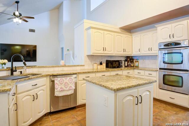 Image 18 of 34 For 19831 Wittenburg