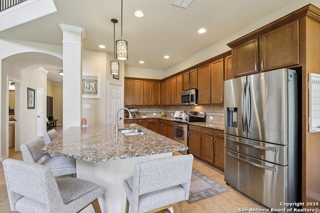 Listing photo id 8 for 3403 Navajo Peace