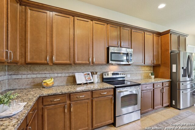 Listing photo id 11 for 3403 Navajo Peace