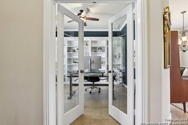 Listing photo id 12 for 3403 Navajo Peace