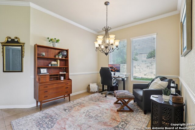 Listing photo id 17 for 3403 Navajo Peace