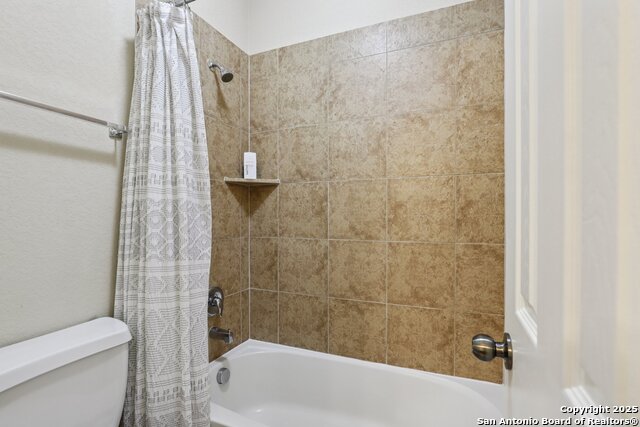 Listing photo id 25 for 3403 Navajo Peace