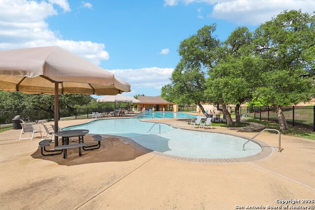 Listing photo id 46 for 3403 Navajo Peace