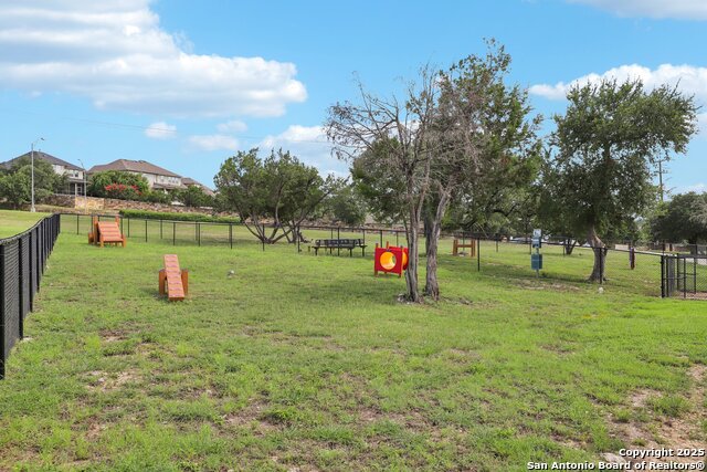 Listing photo id 51 for 3403 Navajo Peace