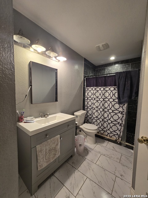 Image 27 of 49 For 420 Highlands