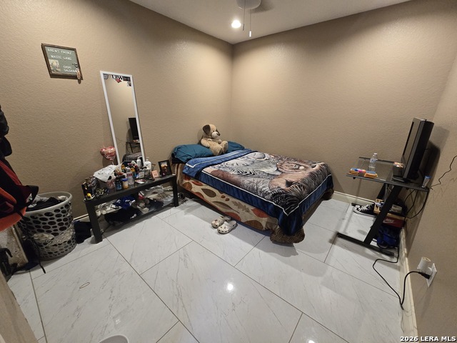 Image 29 of 49 For 420 Highlands