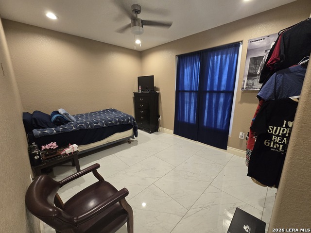 Image 31 of 49 For 420 Highlands