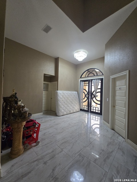 Image 8 of 49 For 420 Highlands