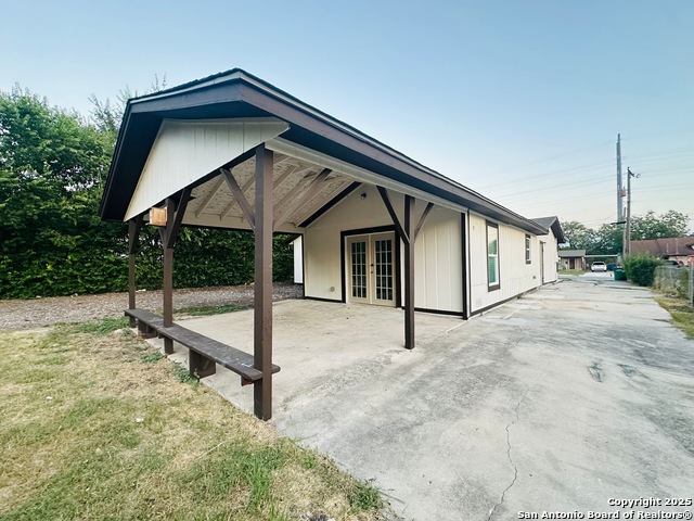 Image 17 of 18 For 151 Bernice  