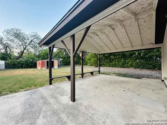 Image 18 of 18 For 151 Bernice  