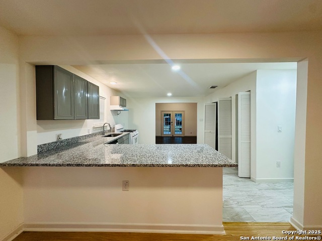 Image 4 of 18 For 151 Bernice  