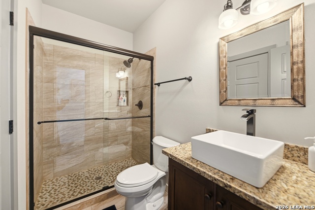 Image 15 of 37 For 419 Hackberry