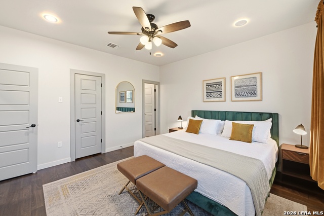 Image 17 of 37 For 419 Hackberry