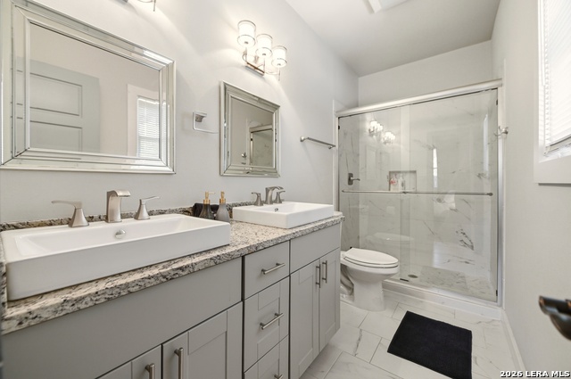 Image 20 of 37 For 419 Hackberry